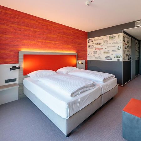 Hotel Am Ruessel Lohfelden Eksteriør bilde